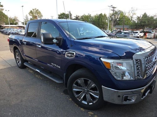 2017 Nissan Titan SV