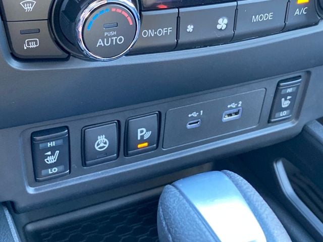 2026 Nissan Frontier SV