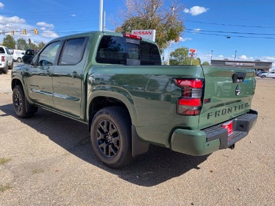 2027 Nissan Frontier SV
