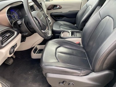 2021 Chrysler Voyager LXI