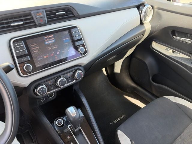 2021 Nissan Versa 1.6 SV