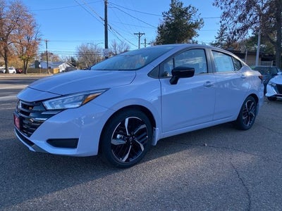 2025 Nissan Versa 1.6 SR