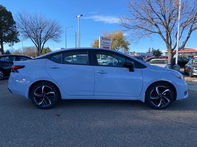 2025 Nissan Versa 1.6 SR