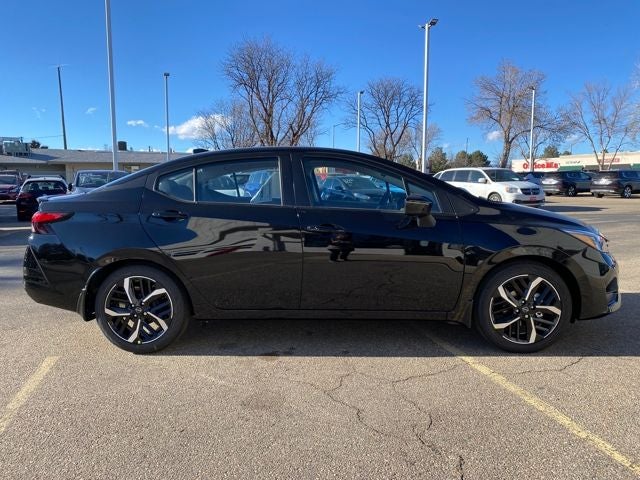 2025 Nissan Versa 1.6 SR