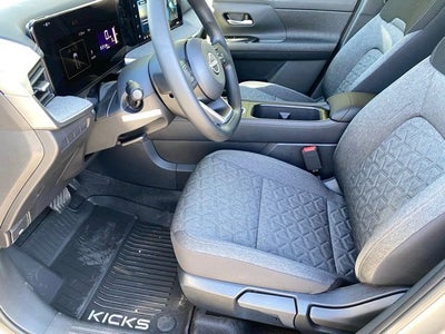 2026 Nissan Kicks SV