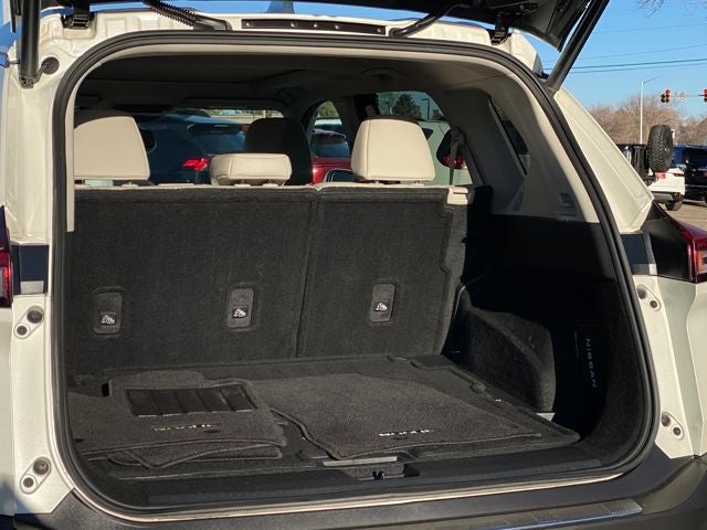 2022 Nissan Rogue SL