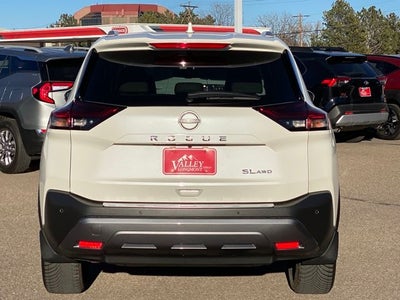 2022 Nissan Rogue SL
