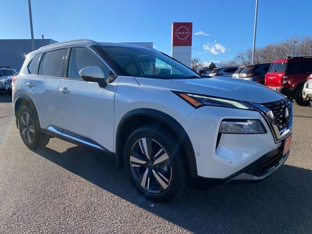 2022 Nissan Rogue SL