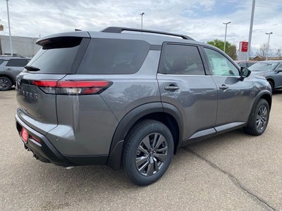 2026 Nissan Pathfinder SV