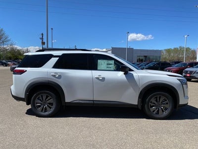 2026 Nissan Pathfinder SV