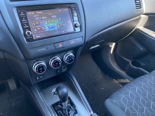 2024 Mitsubishi Outlander Sport 2.0 ES