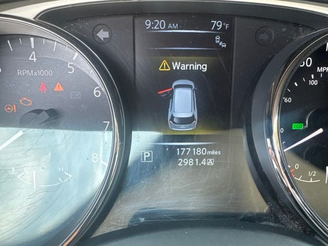 2016 Nissan Rogue SV