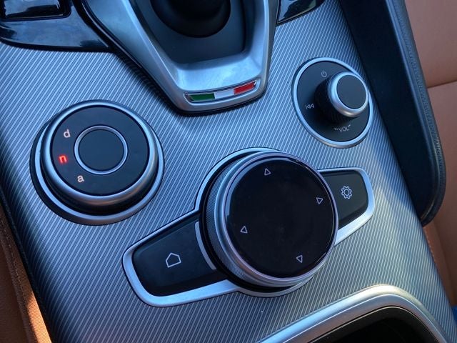 2024 Alfa Romeo Giulia Ti