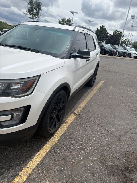 2017 Ford Explorer Sport
