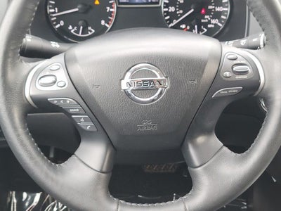 2020 Nissan Pathfinder SL