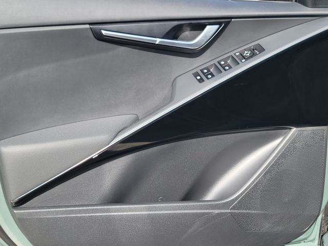 2024 Kia Niro Plug-In Hybrid EX