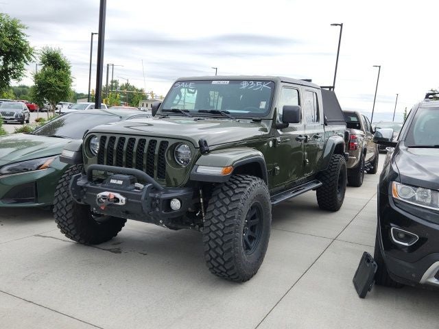 2021 Jeep Gladiator Sport S's photo