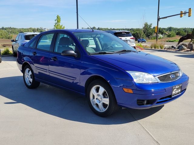 2005 Ford Focus ZX4
