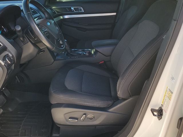 2017 Ford Explorer XLT - Photo 6