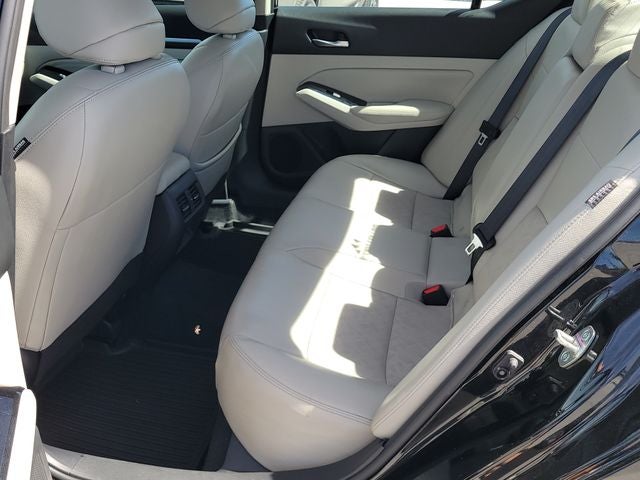 2023 Nissan Altima SL - Photo 8