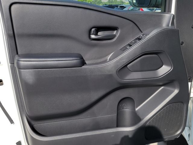 2025 Nissan Frontier S