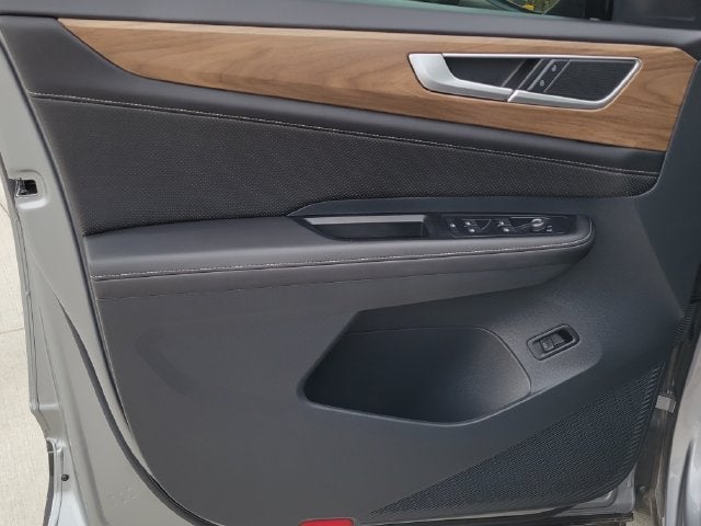 2024 Volkswagen Atlas SE w/Tech - Photo 10