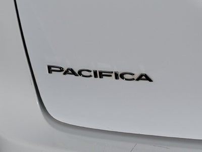 2017 Chrysler Pacifica Touring L Plus