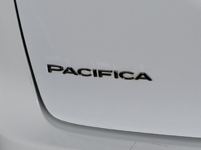 2017 Chrysler Pacifica Touring L Plus