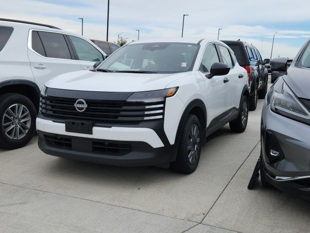 2025 Nissan Kicks