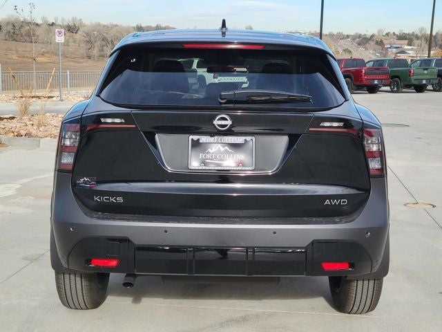 2025 Nissan Kicks SV