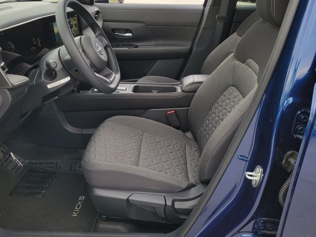 2025 Nissan Kicks SV AWD - Photo 8