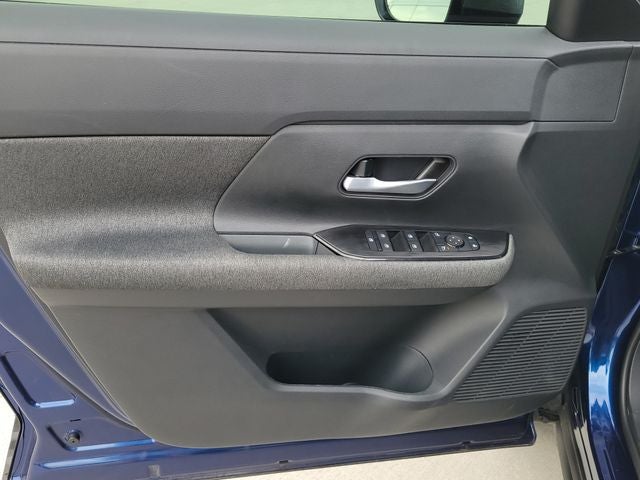 2025 Nissan Kicks SV AWD - Photo 9
