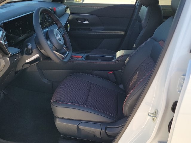 2027 Nissan Kicks SR