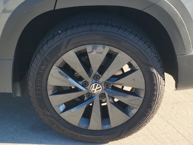 2024 Volkswagen Taos S - Photo 13