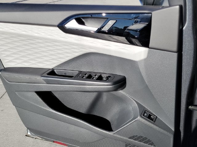 2024 Volkswagen Taos S - Photo 7