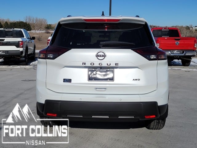 2026 Nissan Rogue Dark Armor