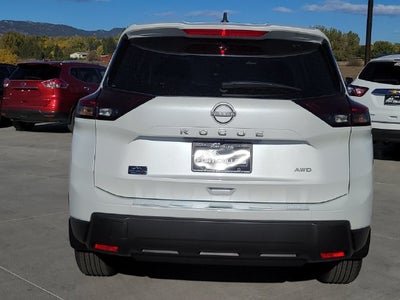 2027 Nissan Rogue SV