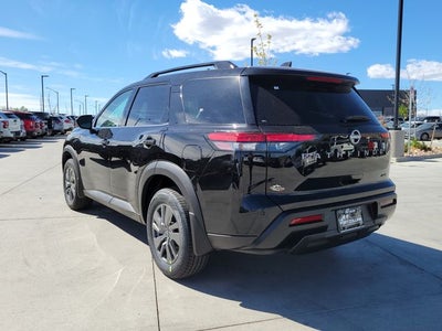 2026 Nissan Pathfinder SV