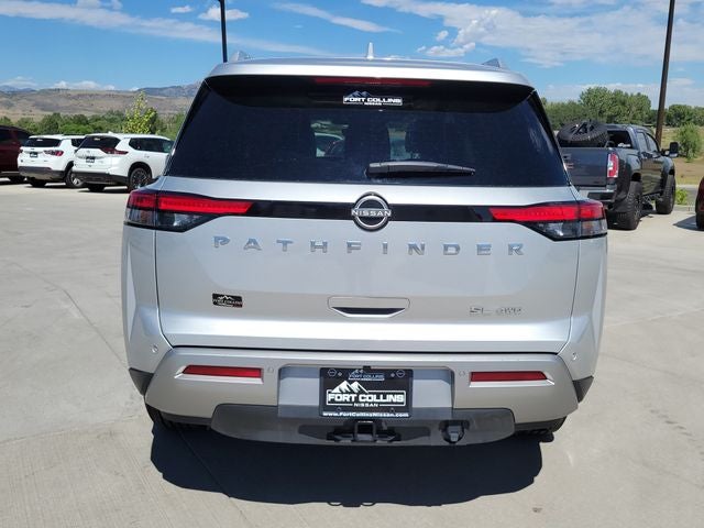 2025 Nissan Pathfinder SL - Photo 12