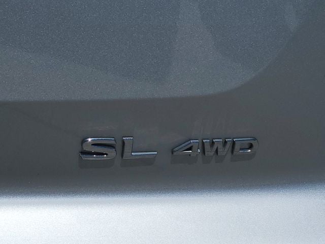 2025 Nissan Pathfinder SL - Photo 13