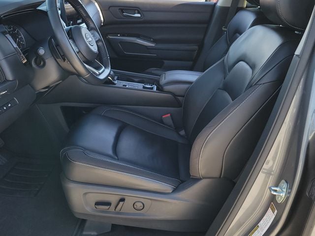 2023 Nissan Pathfinder SL - Photo 6