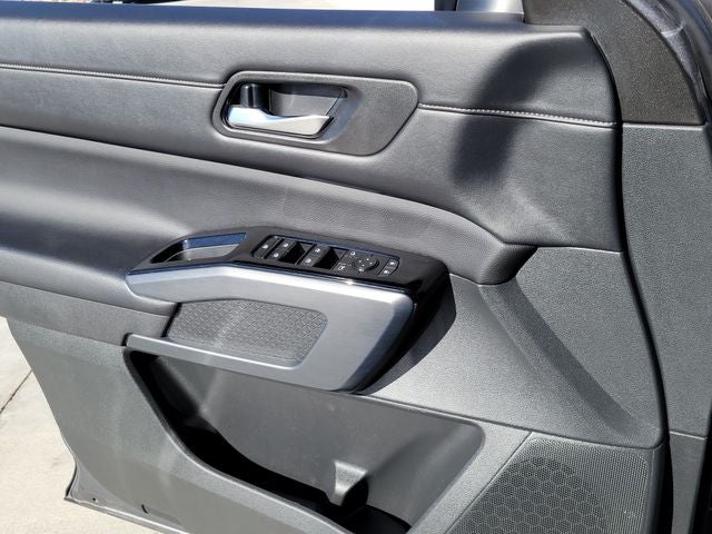 2023 Nissan Pathfinder SL - Photo 7