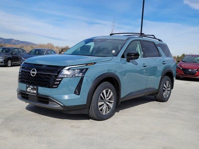 2026 Nissan Pathfinder SL