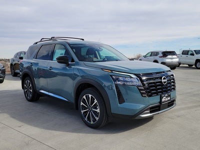 2026 Nissan Pathfinder Platinum