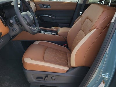 2026 Nissan Pathfinder Platinum