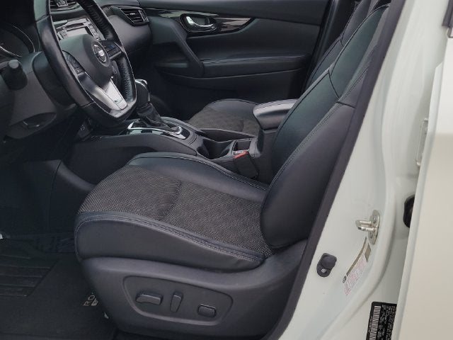 2022 Nissan Rogue Sport SV - Photo 9