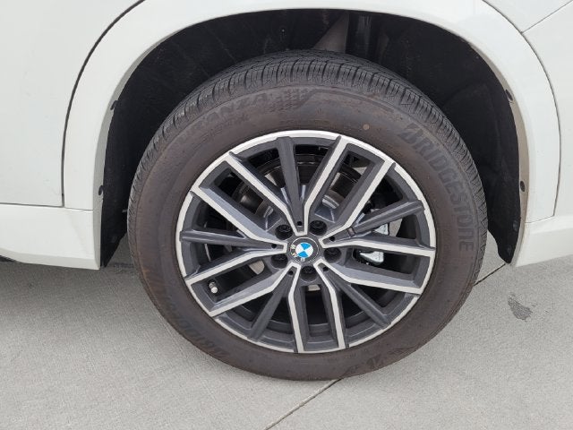 2025 BMW X1 28i - Photo 17