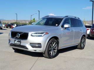 2017 Volvo XC90 T6 Momentum